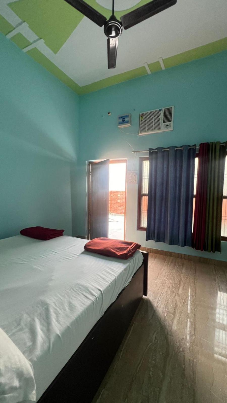 Hotel Vijay Palace Ayodhya Eksteriør billede