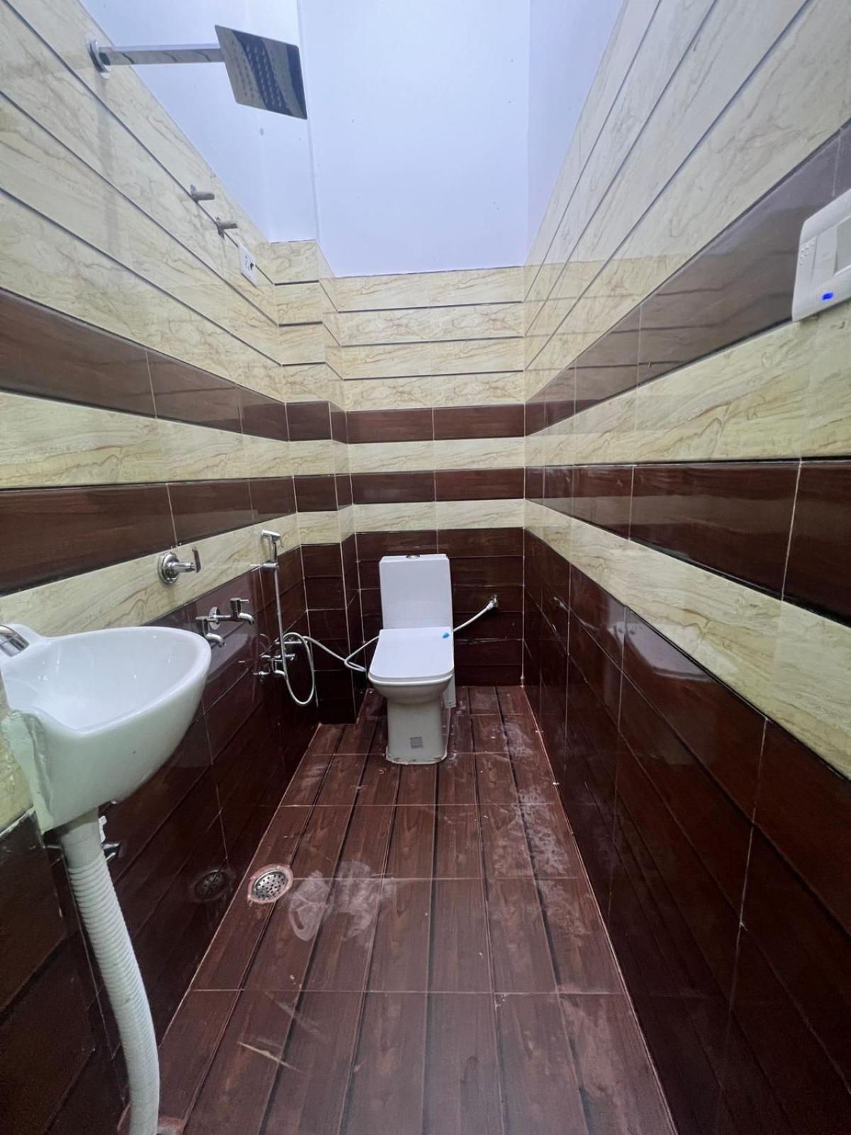 Hotel Vijay Palace Ayodhya Eksteriør billede